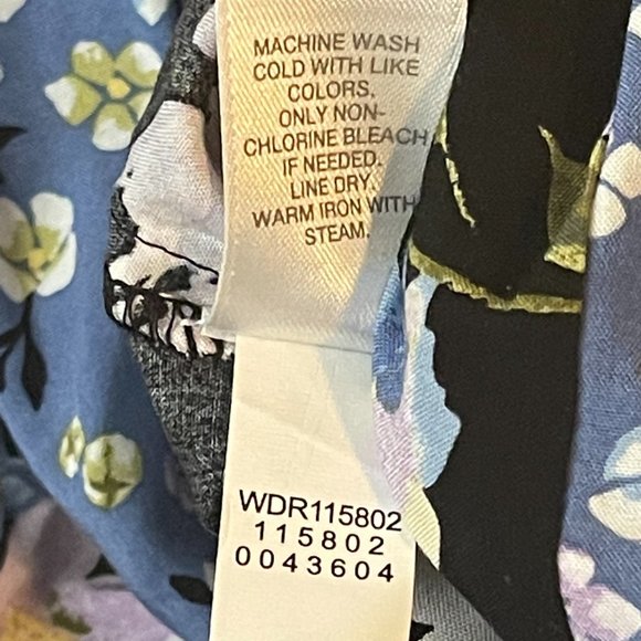 J.Jill Mixed-Print Center-Pleat Black Heirloom Daisies Floral Dress Size SP - Picture 7 of 7